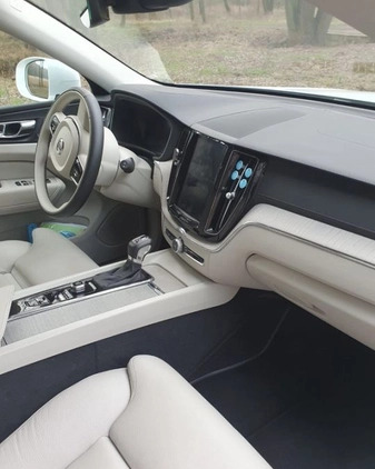 Volvo XC 60 cena 100737 przebieg: 102000, rok produkcji 2018 z Konin małe 326